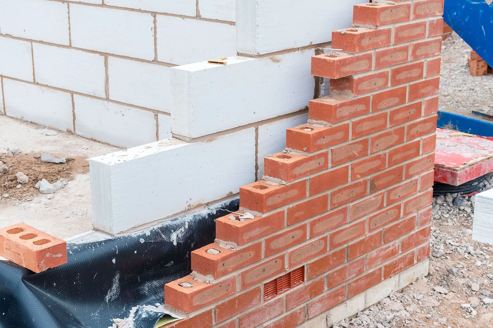 Gold Mason retaining wall and masonry wall construction in South Hackensack Township, New Jersey